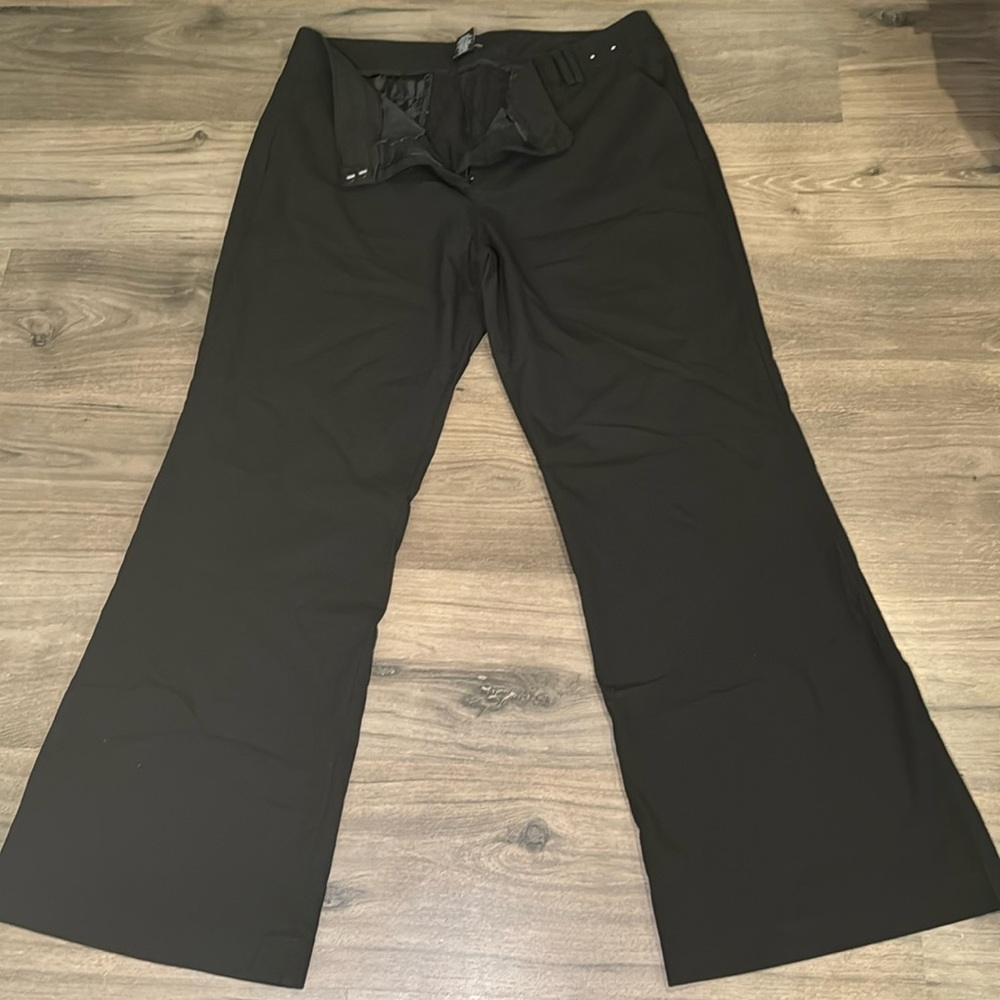 New York & Company Black Wide leg pants